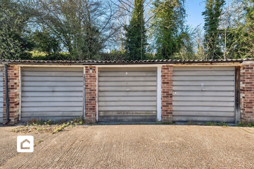 Images for Pixham Lane, Dorking, Surrey, RH4
