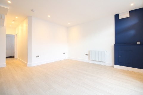 View Full Details for Horley, West Sussex, RH6