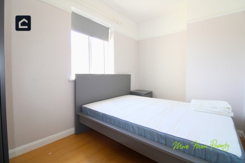 View Full Details for High Street, Banstead, Surrey, SM7