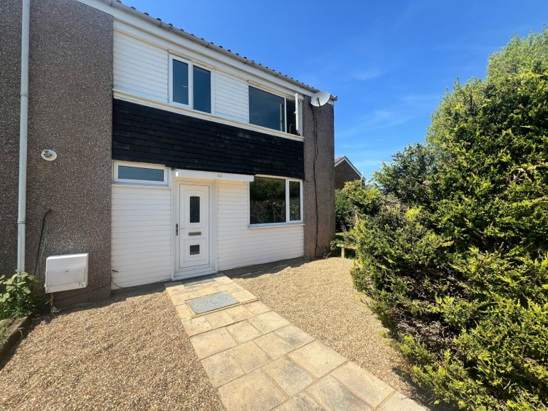 Thornton Place, Horley, Surrey, RH6