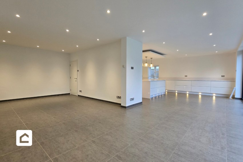 Images for Epsom, Surrey, KT18